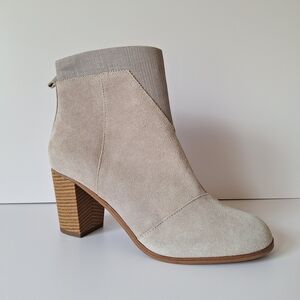 Toms LUNATA Desert Taupe Suede Side Zip Ankle Booties 3" Stacked Heel Neutral